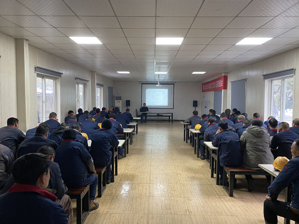 鋼構(gòu)公司開(kāi)展節(jié)后復(fù)工安全教育培訓(xùn) 鋼構(gòu)公司開(kāi)展節(jié)后復(fù)工安全教育培訓(xùn)